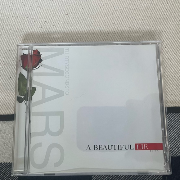 30 Seconds to Mars A Beautiful Lie - Picture 2 of 7